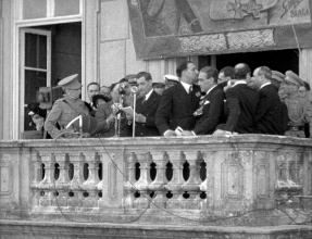 CycleCinema_projection _vierge.jpg