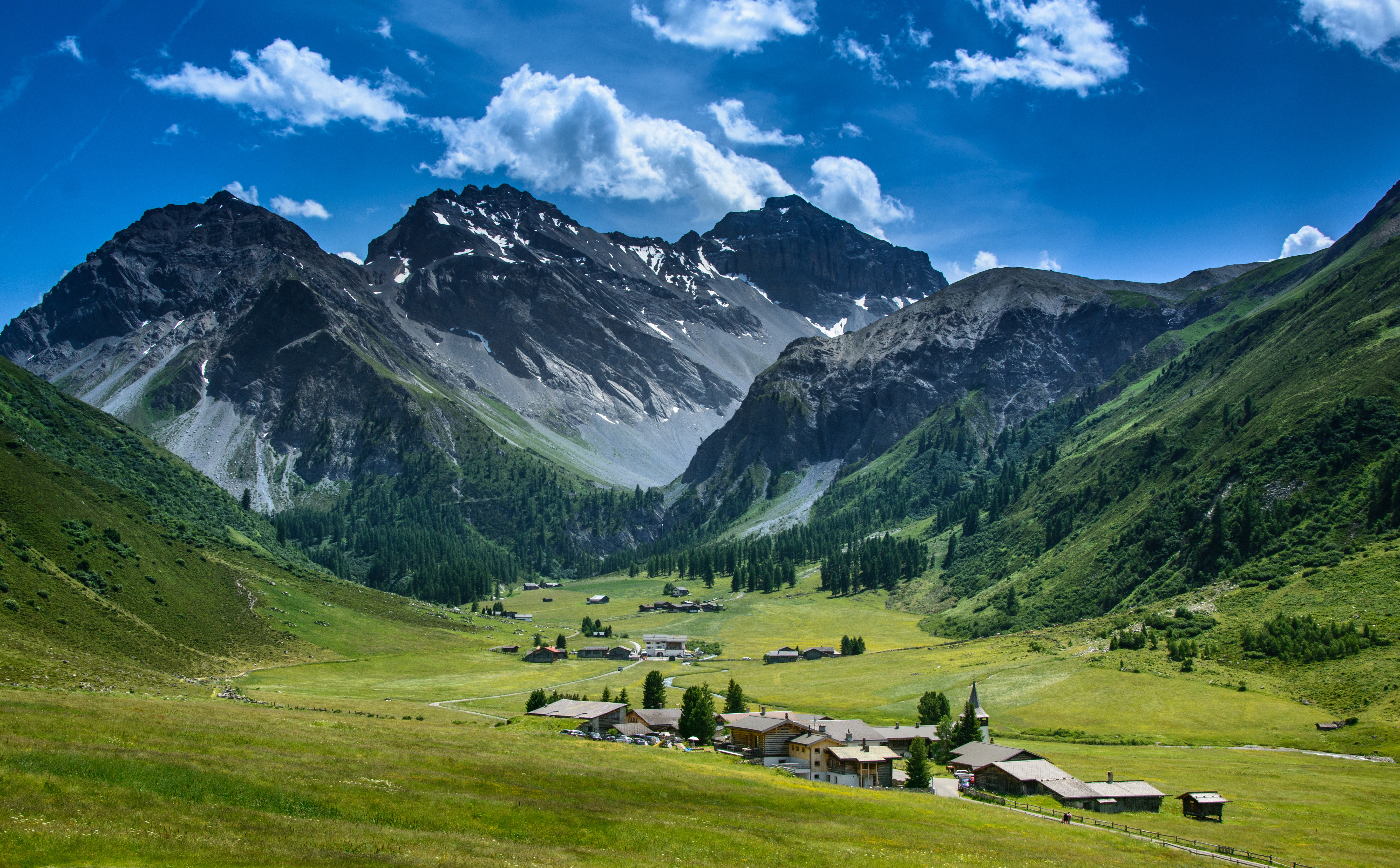 Valley.jpg