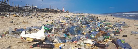 Plastic_Pollution_in_Ghana_560X200.jpg