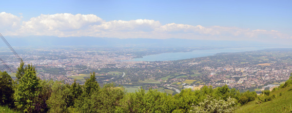 Le Grand Genève depuis le Salève.jpg
