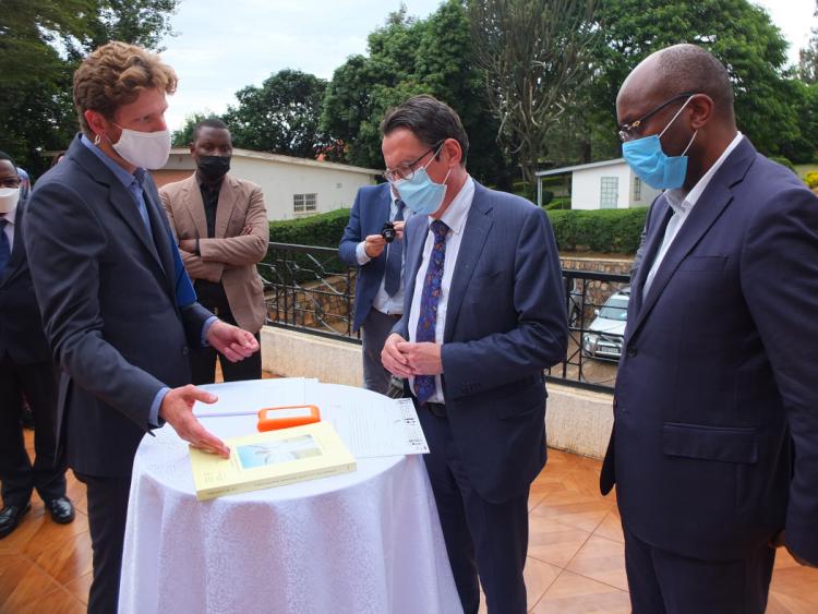 Rémy Jadinon_AfricaMuseum_Bert Versmessen_ambassador of Belgium in Rwanda_Robert Masozera_Directeur General of the Rwanda Cultural Heritage Academy.jpg