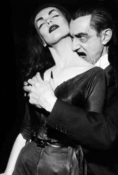 Vampira and Bela Lugosi on the Red Skelton show, 1954.jpeg