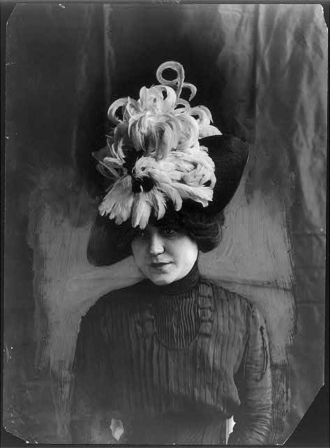 LOC_Chanticleer-hat-1912.jpg